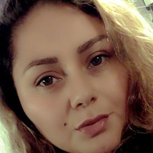 Meet your Posher, Mayramary